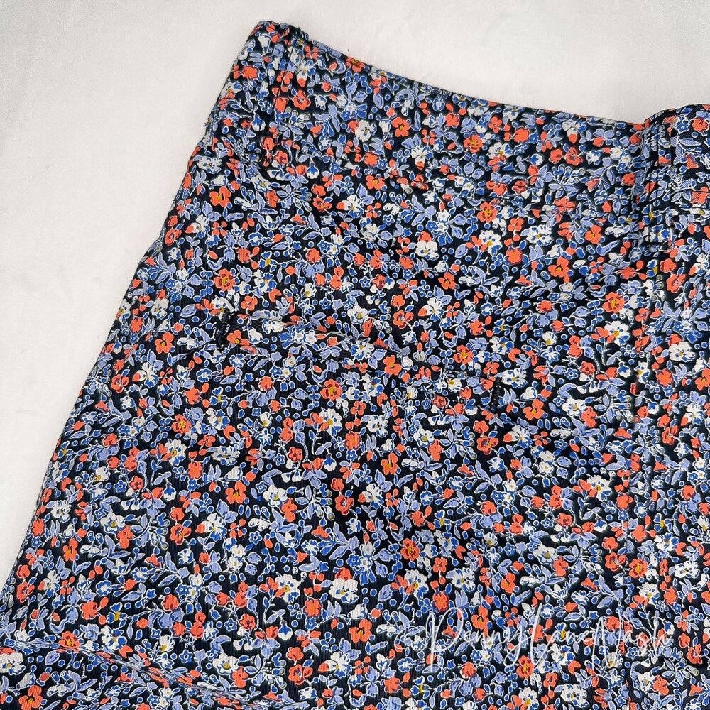 Gap 3" Khaki Shorts Size 6 Ditsy Floral - Picture 5 of 12